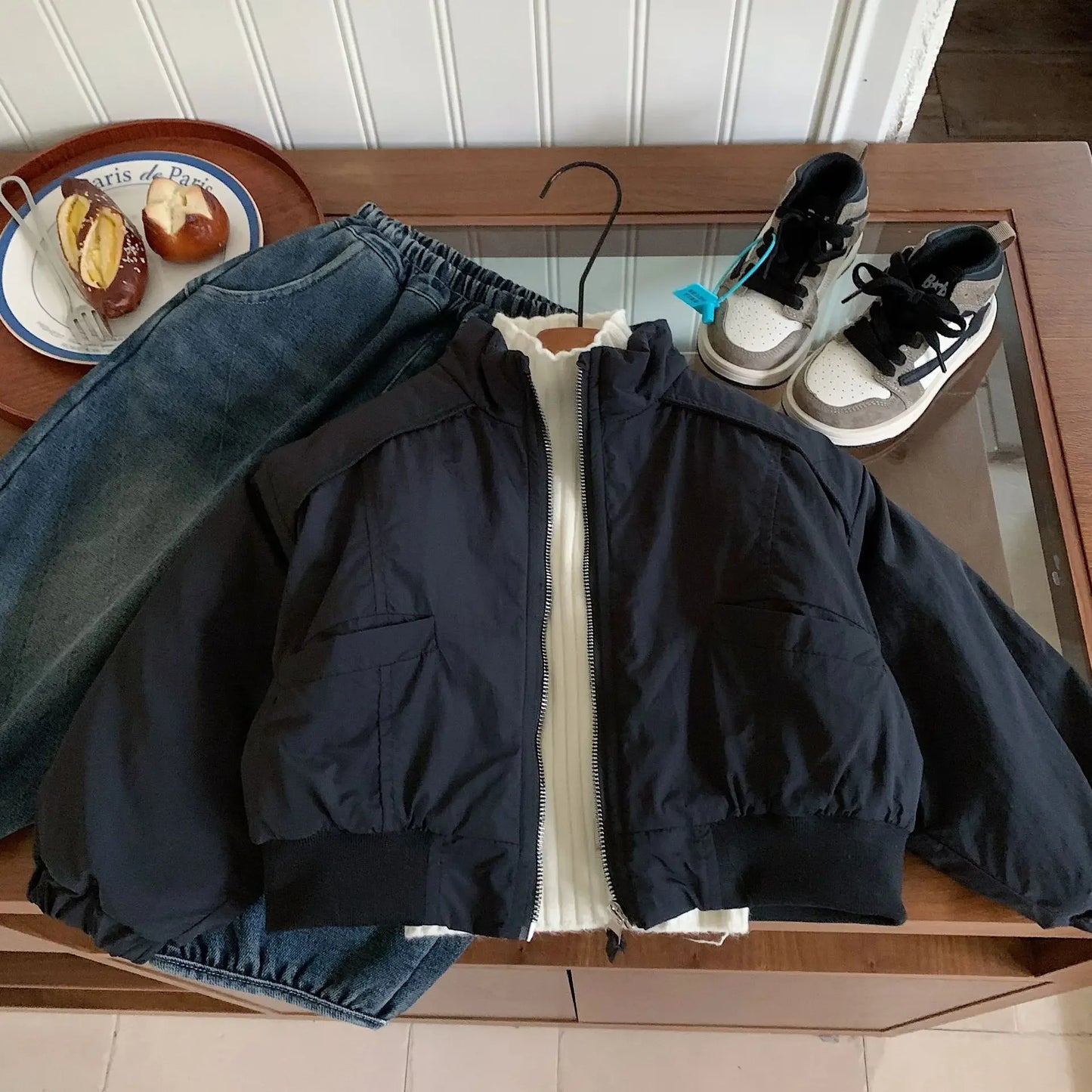 New Outerwear windbreaker