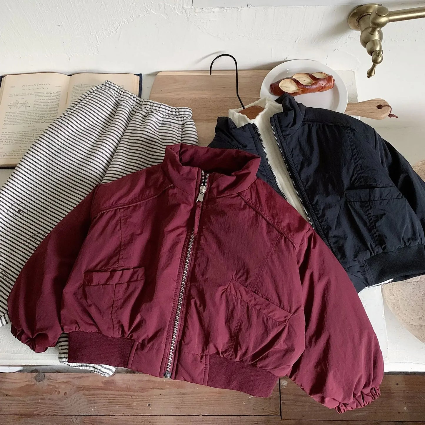 New Outerwear windbreaker