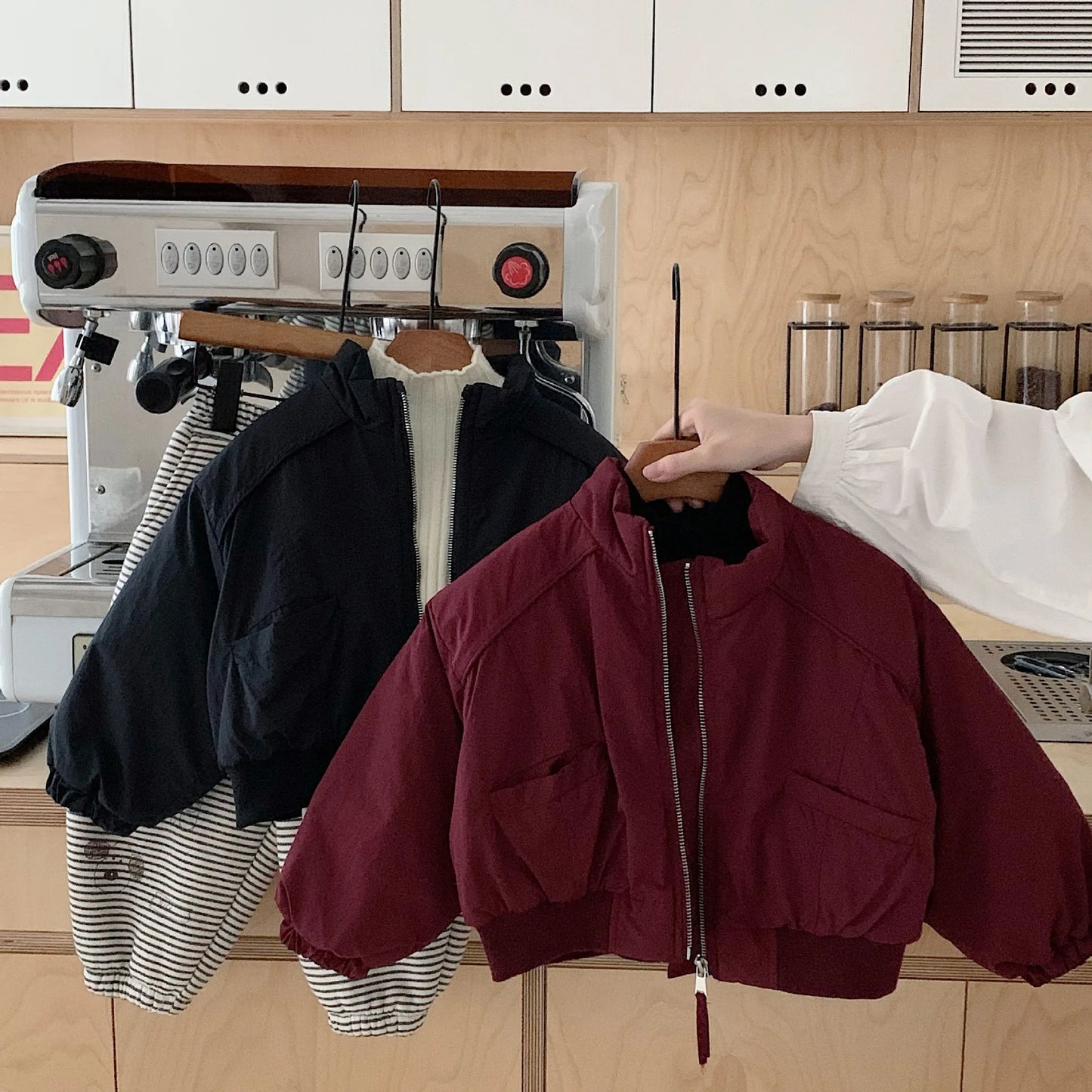 New Outerwear windbreaker