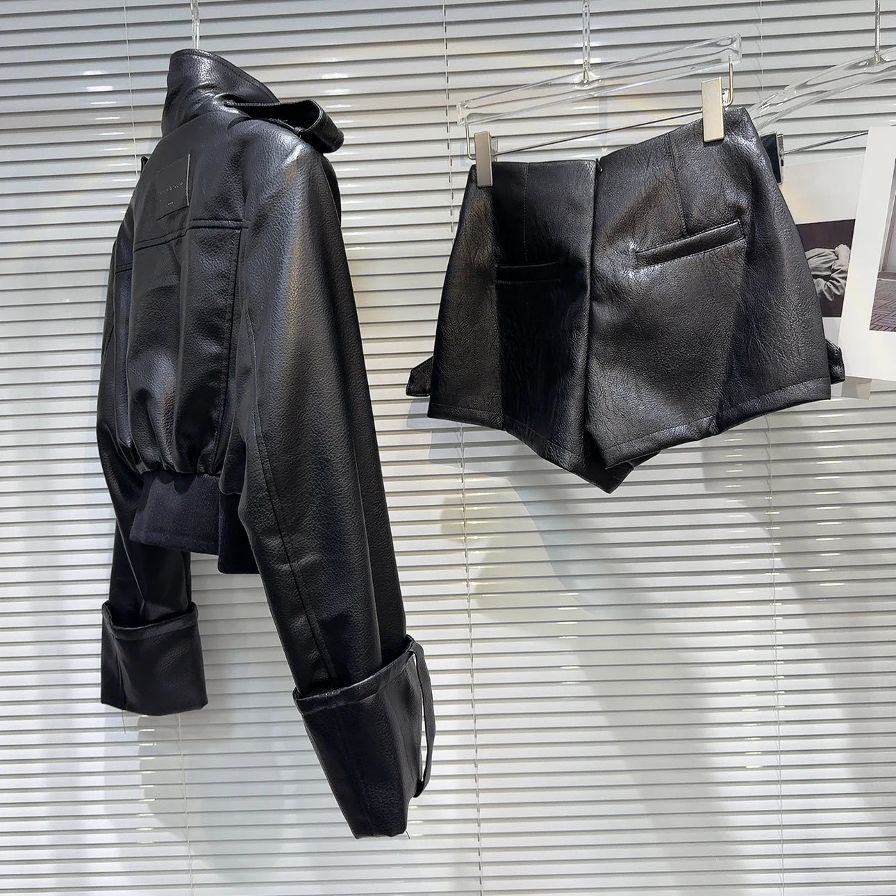 Turtleneck Pu Short Jacket Criss-