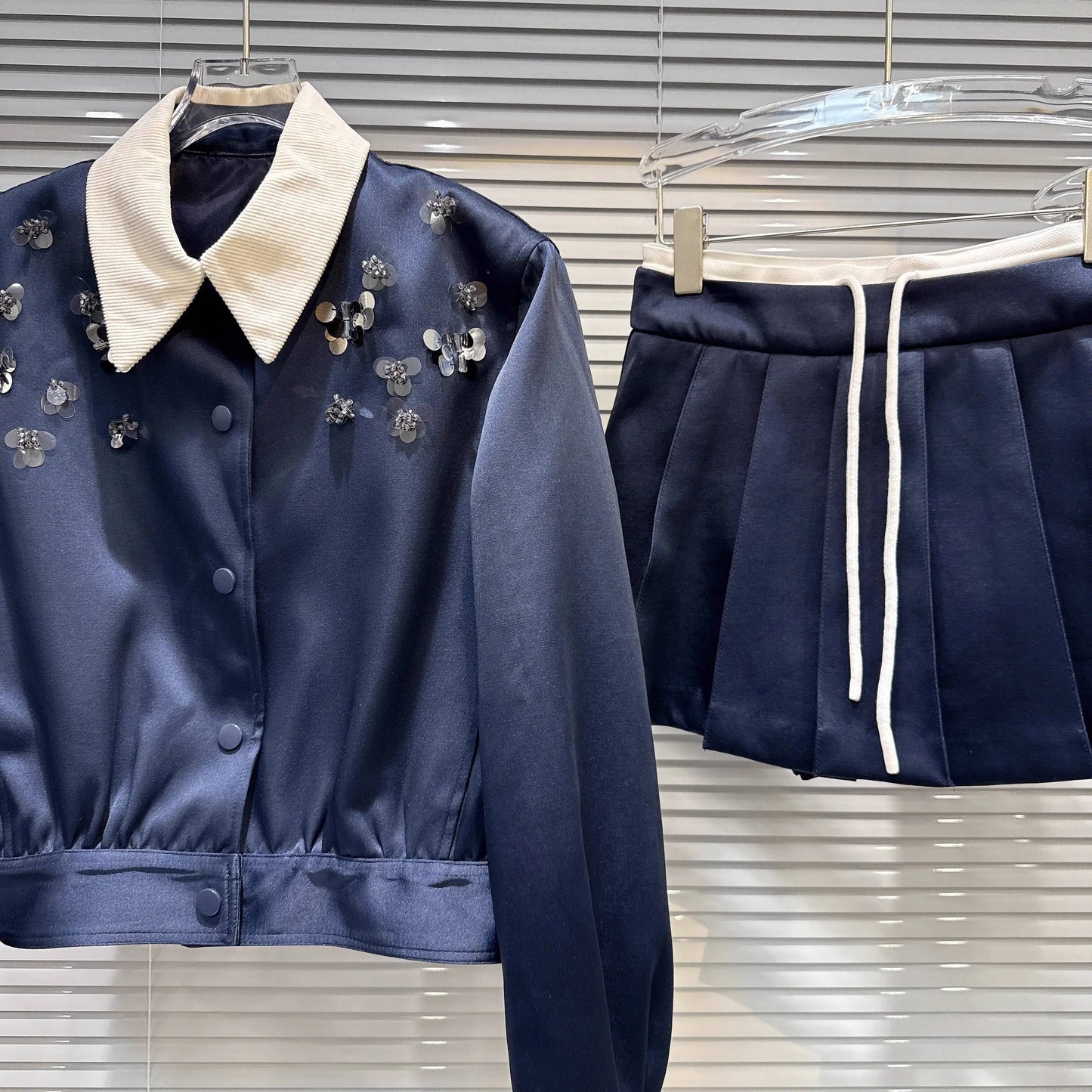 Turn Down Collar Sequins Beadings skirt set