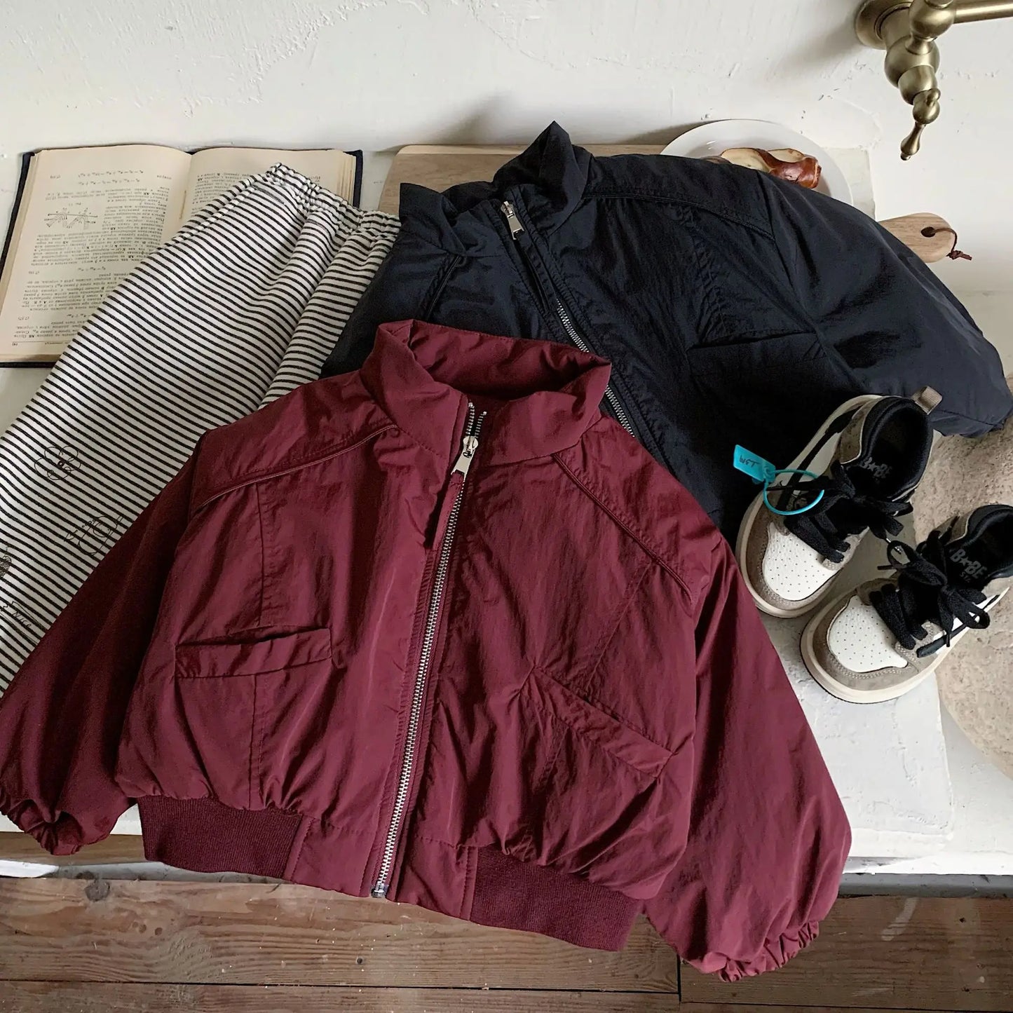 New Outerwear windbreaker