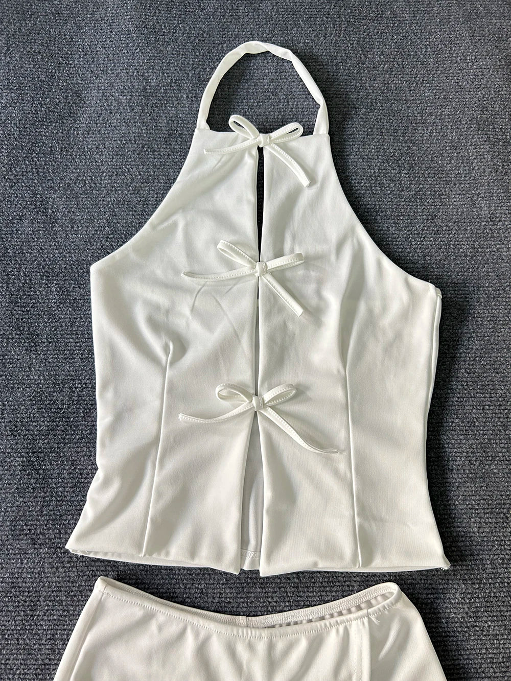 Solid Color Hollow Pleated Hip