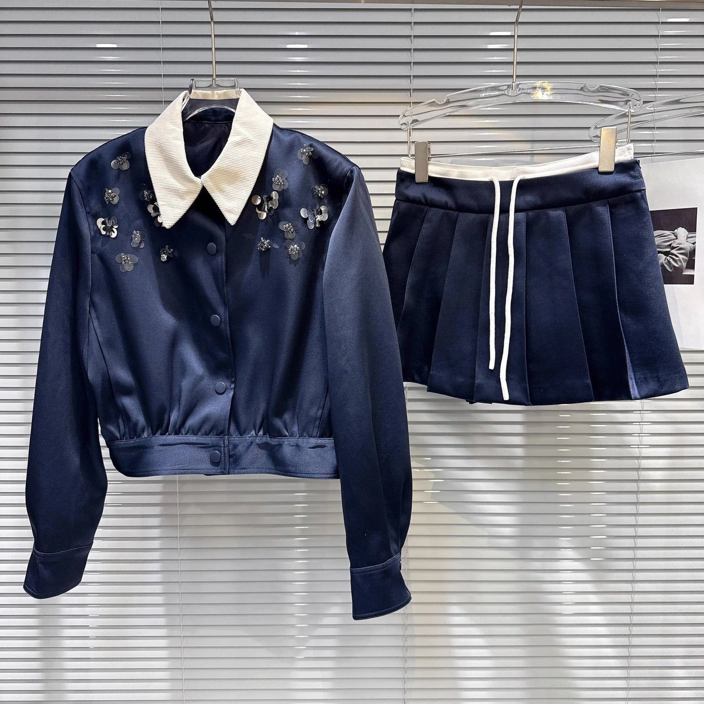 Turn Down Collar Sequins Beadings skirt set